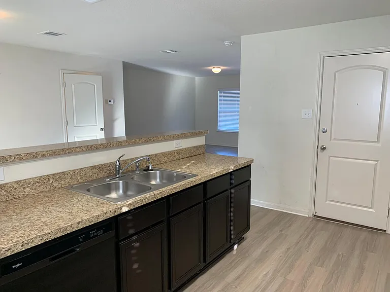 217 Denson Ln — Photo 8