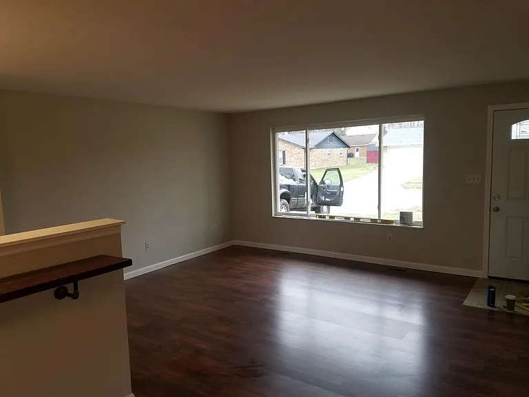 434 Nies Ave — Photo 5