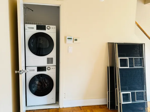 (undisclosed Address), Fresh Meadows, NY 11365