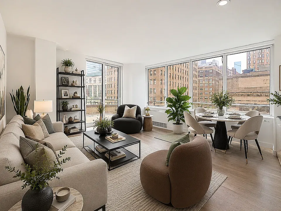 70 W 37th St #706A