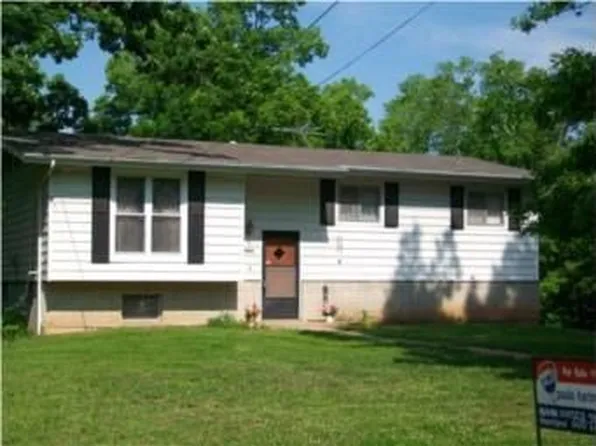 6900 Sycamore Ave, Kansas City, MO 64133