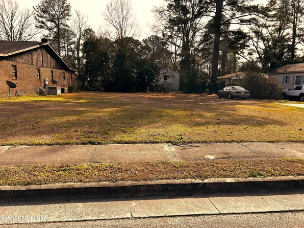 1504 Perry Park Drive, Kinston, NC 28501