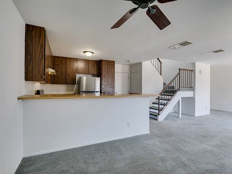 4335 Galore Ave — Photo 17