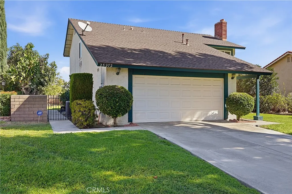 4 bed, 2.5 bath, 1944 sqft, $4,000 — Photo 3
