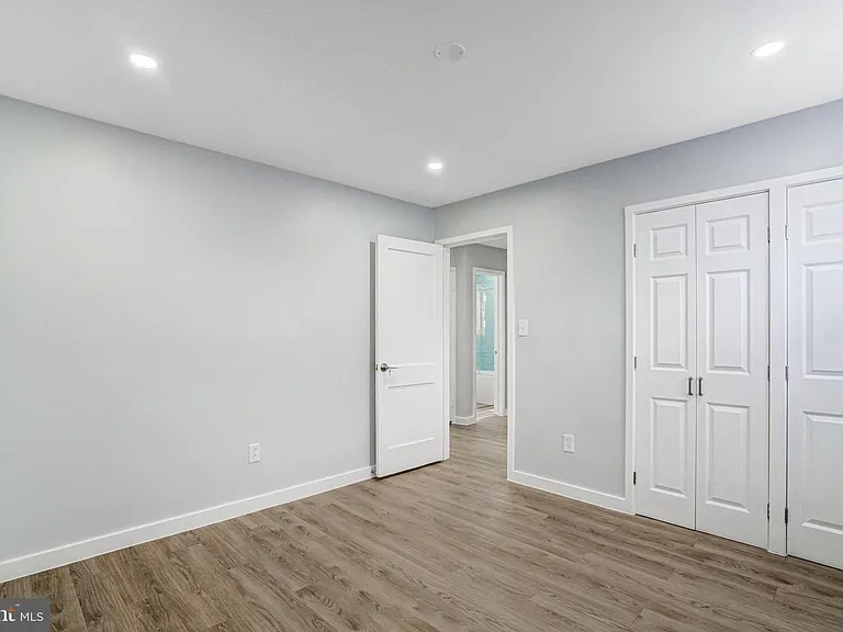 3120 Chepstow Ln — Photo 19