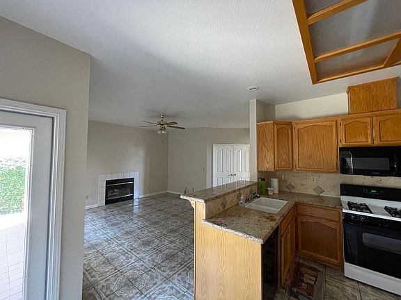 4th image of 3529 Jarena Dr