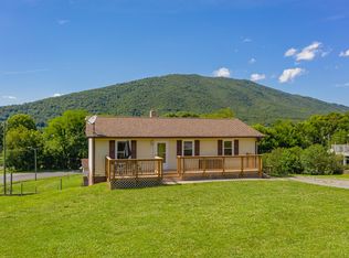 15 Spottswood Ave S, Buchanan, VA 24066