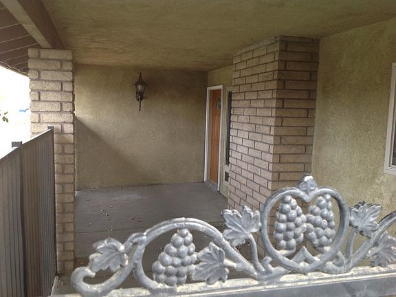 2nd image of 1707 E Campus Way