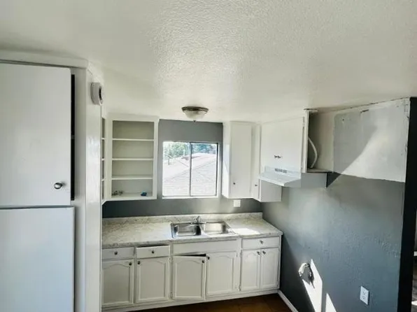 616 W 75th St APT 6, Los Angeles, CA 90044