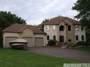 1881 Preserve Ct, Shakopee, MN 55379