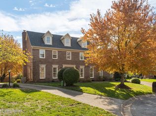 2809 Woods Club Rd, Louisville, KY 40241