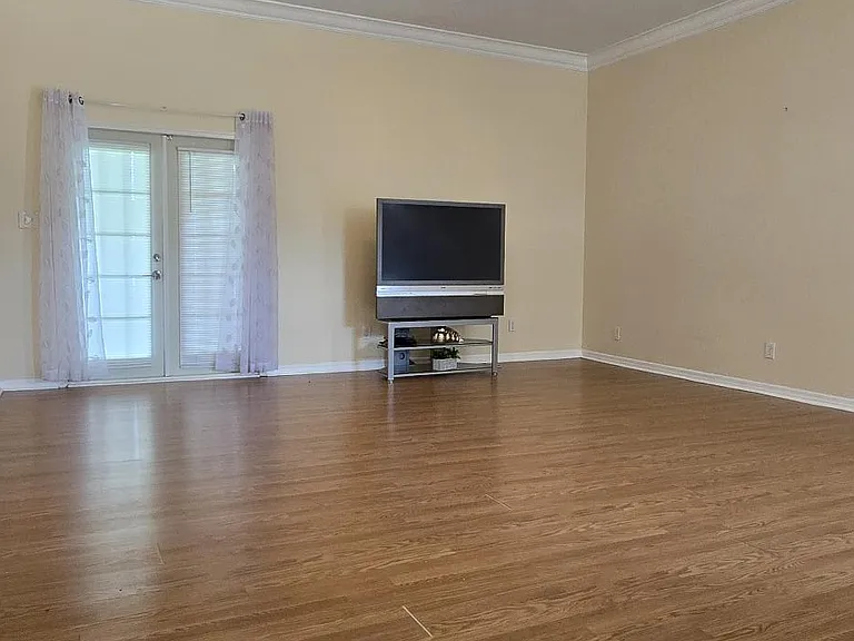 3200 Old Canoe Creek Rd — Photo 2