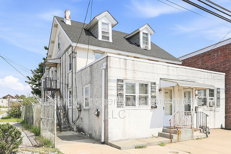 1st image of 311 Green St APT B