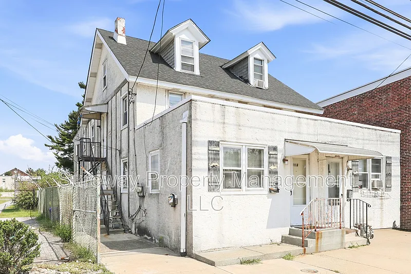311 Green St #B
