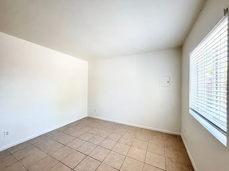 32425 Rancho Vista Dr #A — Photo 13