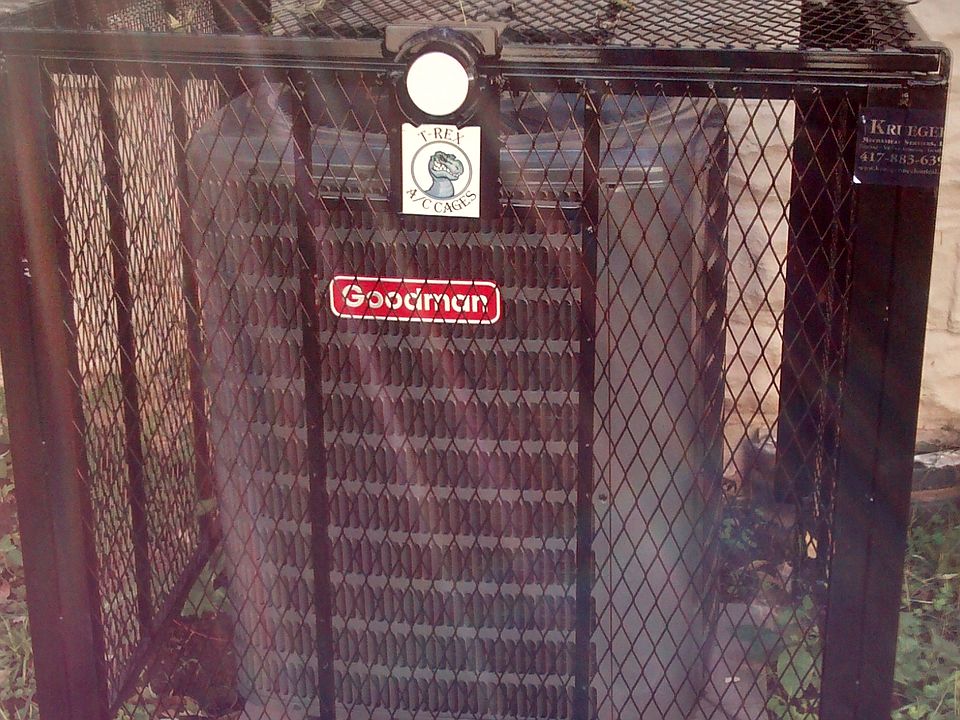 2nd image of 2934 W Lincoln St