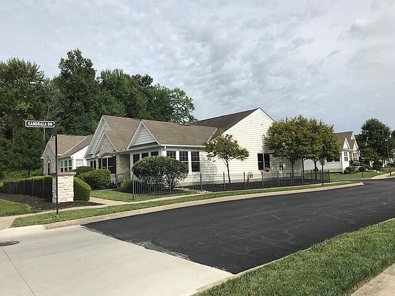 4th image of 7349 Reynolds Crossing Dr #3