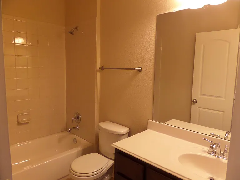 4618 Ladyfern Way #4618 — Photo 4