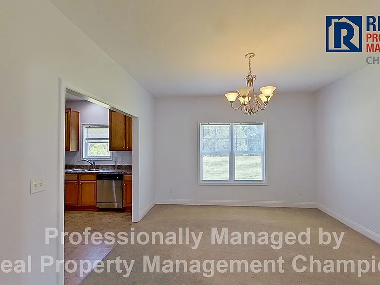 204 Murifield Dr — Photo 6