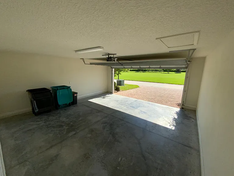 11968 Lorenza Ln — Photo 10