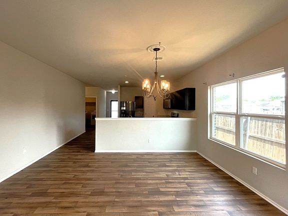 2nd image of 10012 Wimbledon Ct