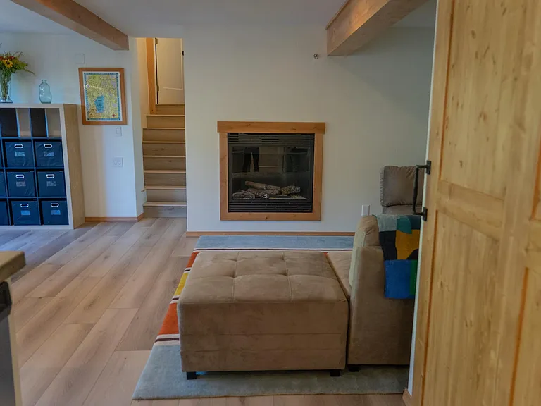 274 Beaver St — Photo 5