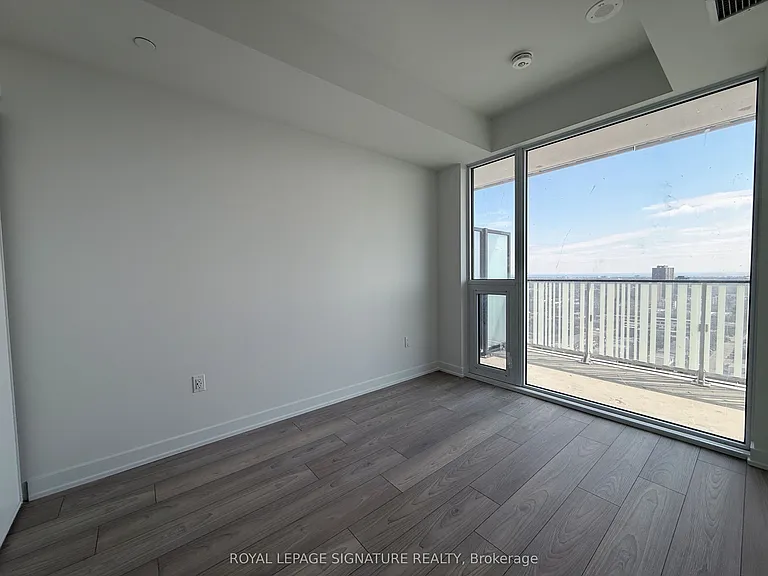 1 Fairview Rd E #1713 — Photo 8