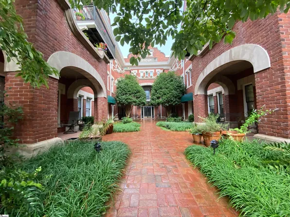 400 E Washington St Unit 19, Greenville, SC 29601