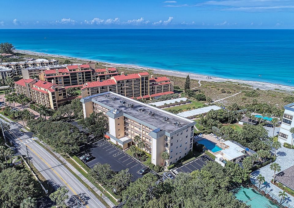 Direct Beach Front