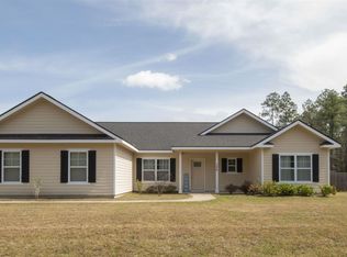 566 Henrietta St, Kingsland, GA 31548