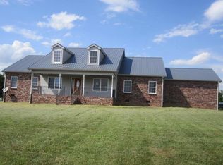 335 S Palmers Chapel Rd #B, Cottontown, TN 37048