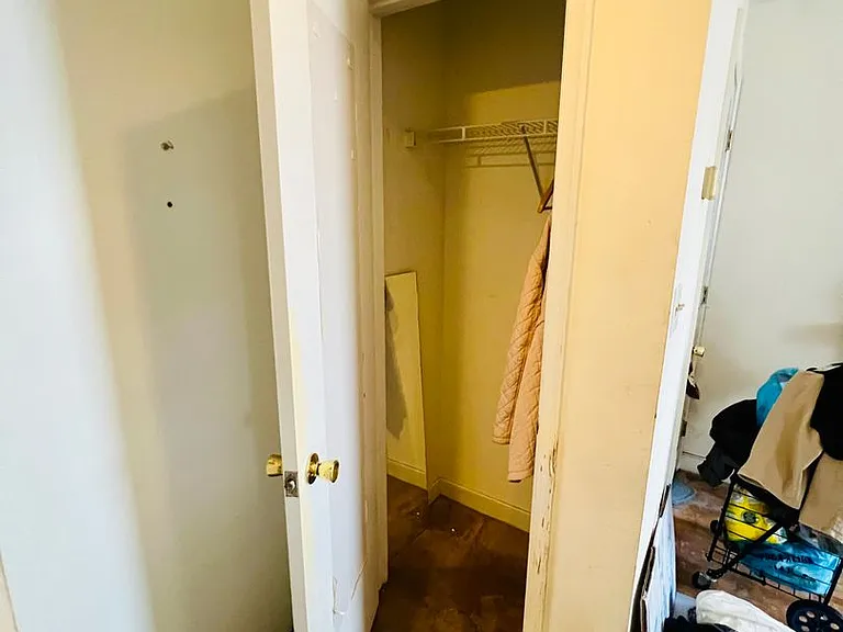415 E. Grace Street — Photo 18