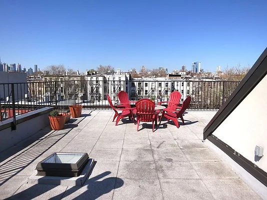 Rented by Compass | media 60