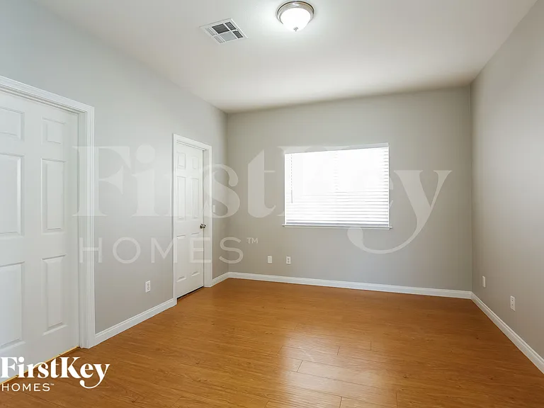 3600 N Tomsik St — Photo 14