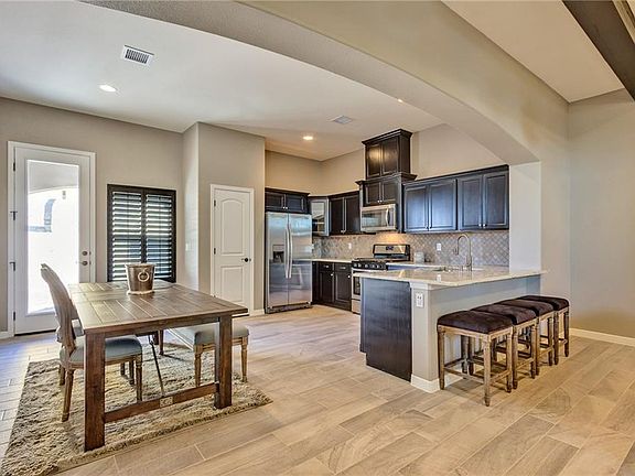 5th image of 14736 Boer Trail Ave