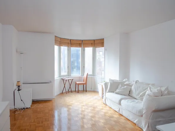 145 East 48th Street image 1 of 17