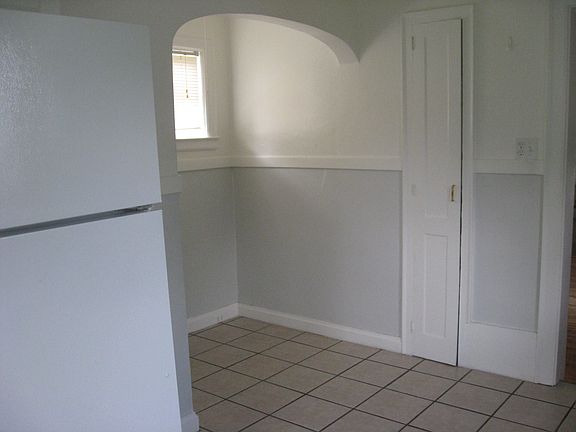 5th image of 1014 N Saint Louis Blvd