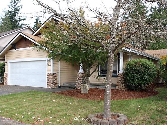 2nd image of 4020 Stikes Drive SE
