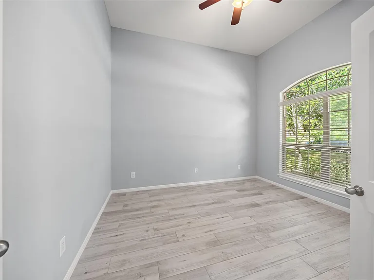 2406 Winter Trail Dr — Photo 5