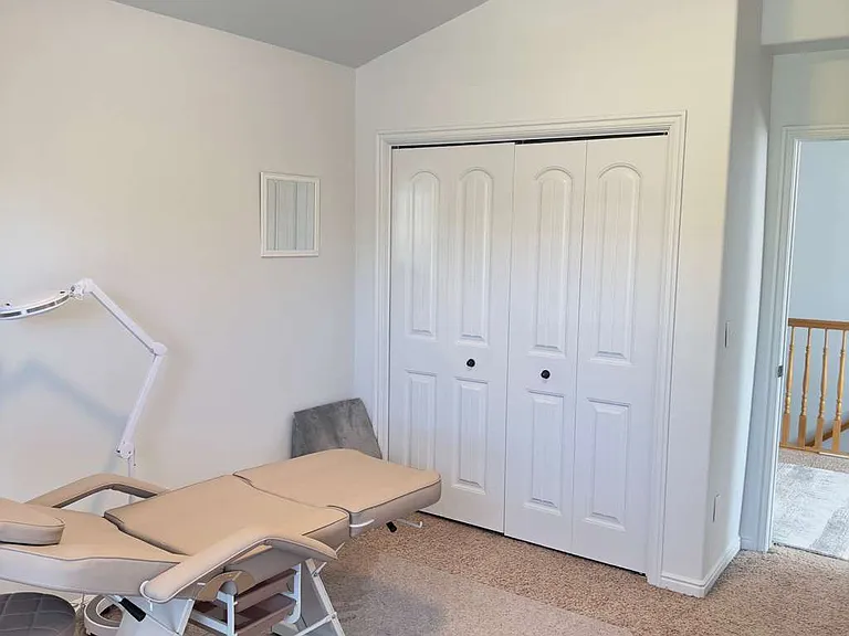 4792 Wilson Way — Photo 10