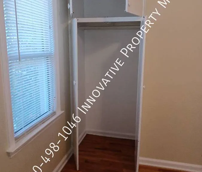 1309 Clancy Ave — Photo 7