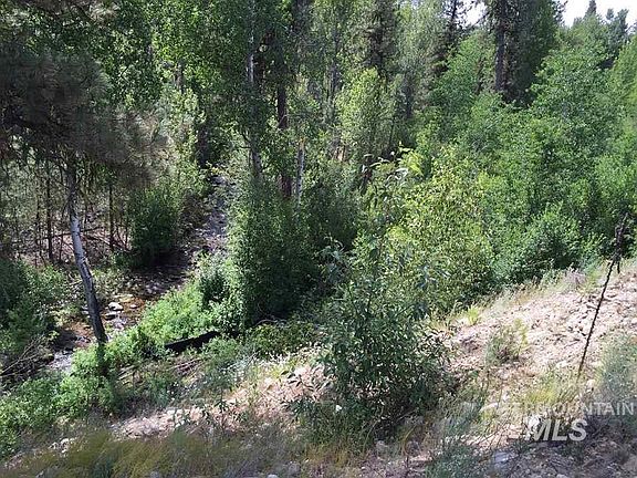 3rd image of LOT 4 Creekside Ct