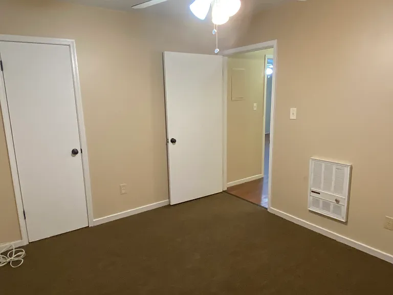 5011 Oleander Dr — Photo 8