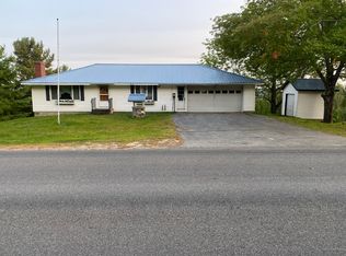 921 Orchard Dr, Wilton, ME 04294