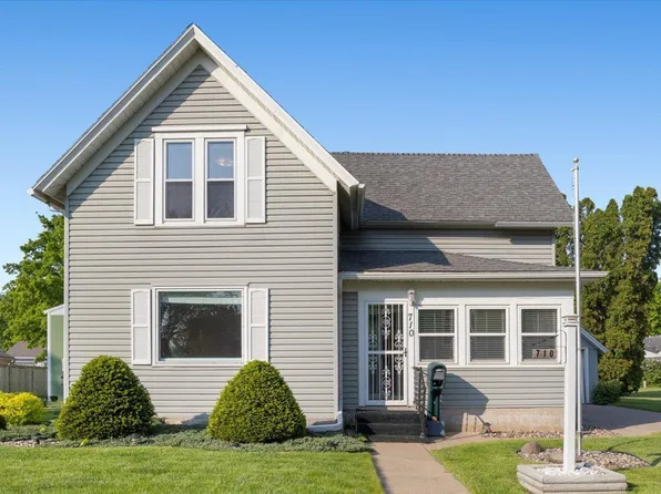 710 N 6th St, Lake City, MN 55041