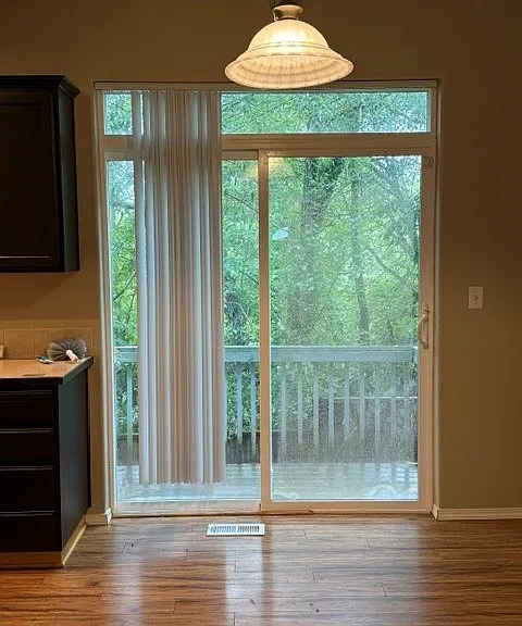 157 NW Marshall Dr — Photo 11