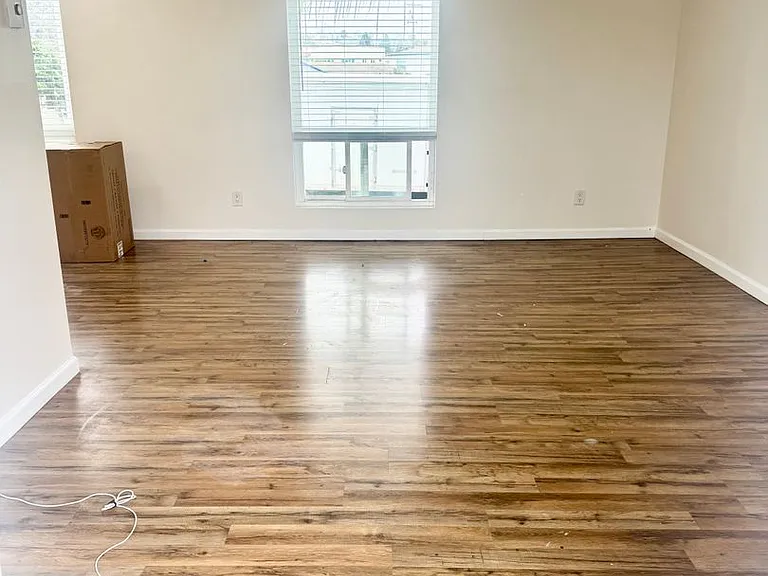 4912 W Point Loma Blvd — Photo 2