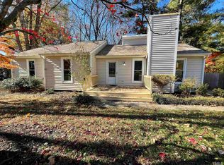 200 Glen Bonnie Ln, Cary, NC 27511