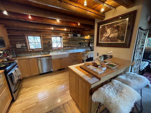 2200 N Moose Wilson Rd #1