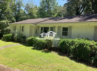 1017 Oakton Dr SW, Smyrna, GA 30060